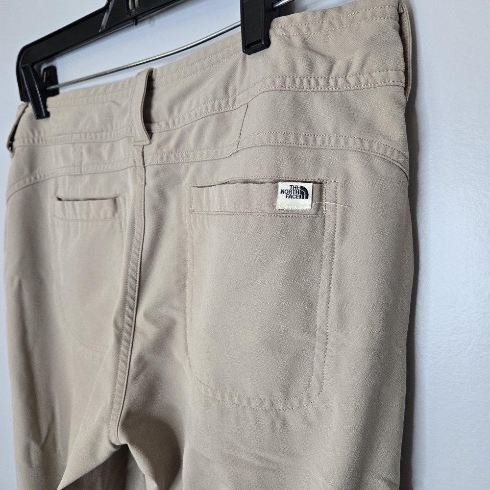 The North Face Almatta Capri‎ Crop Hiking Pants sz 6 recycled polyester elastane - Picture 10 of 11